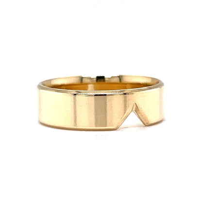 6mm Notched Wedding Band in 14k Yellow Gold