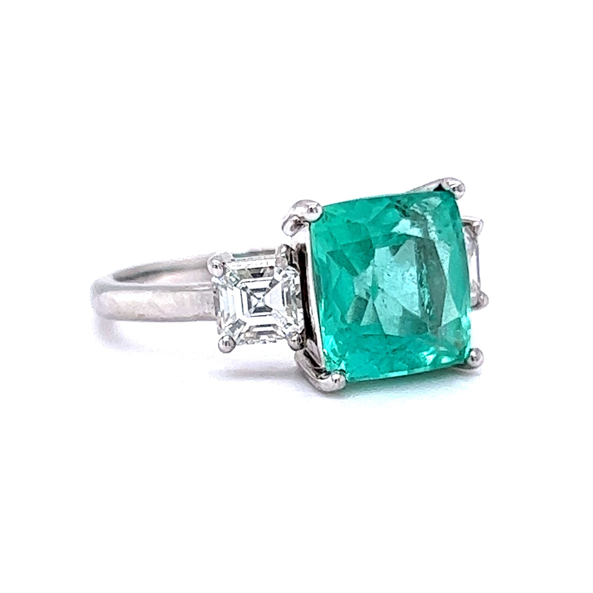 Colombian Emerald Cocktail Ring in 18k White Gold