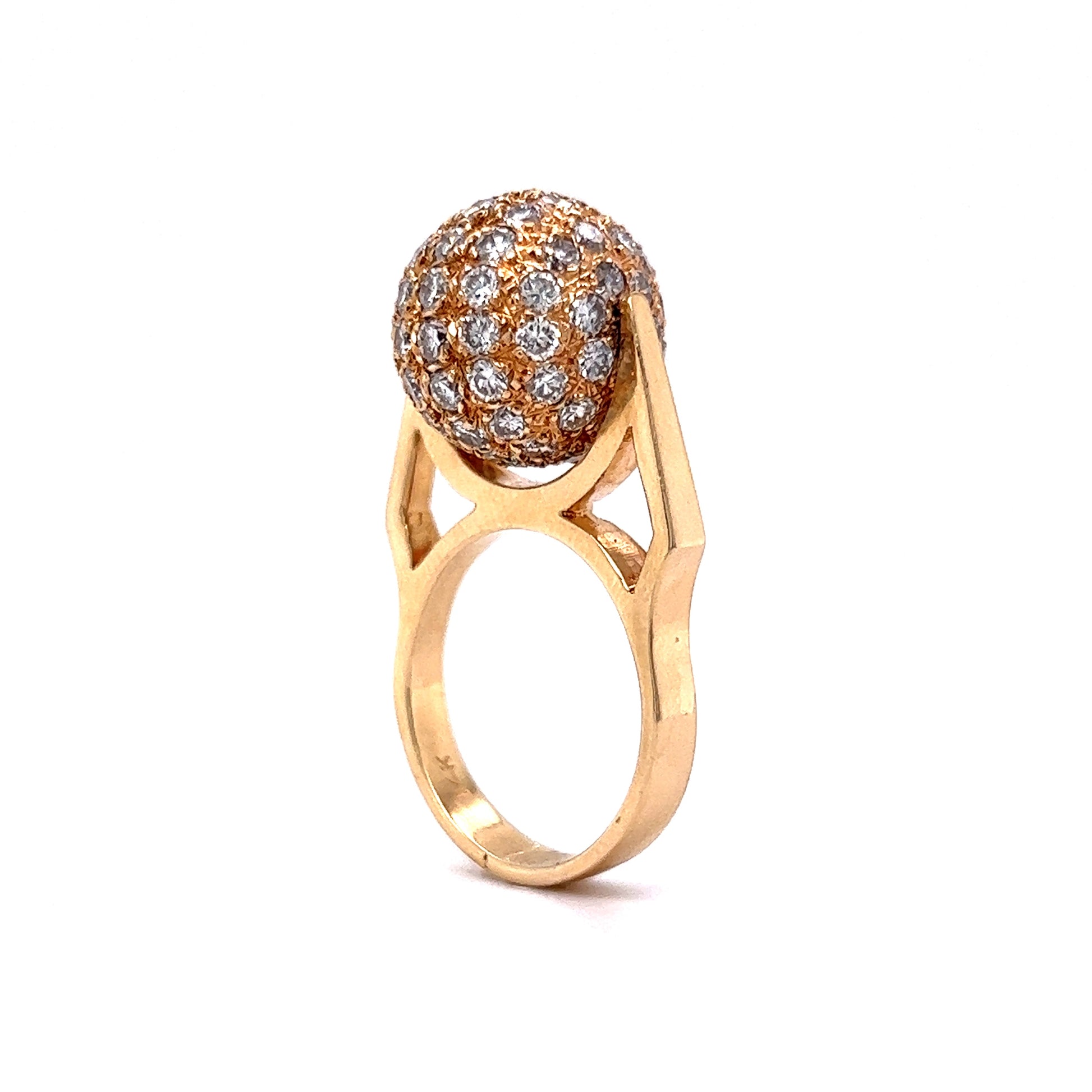 Diamond Spinner Cocktail Ring 14k Yellow GoldComposition: 14 Karat Yellow Gold Ring Size: 7 Total Diamond Weight: 2.52ct Total Gram Weight: 9.7 g Inscription: 14k
      