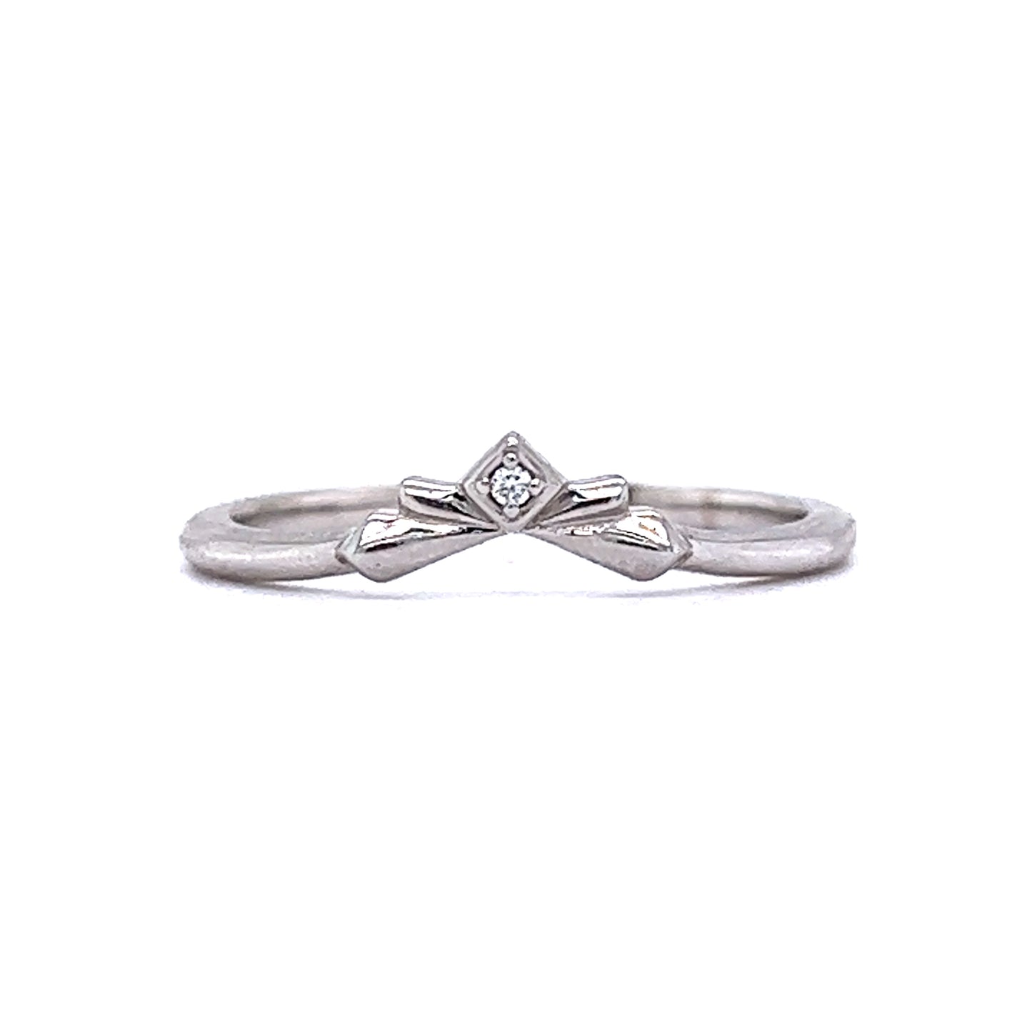 Single Diamond Curved Wedding Band in 14k White Gold