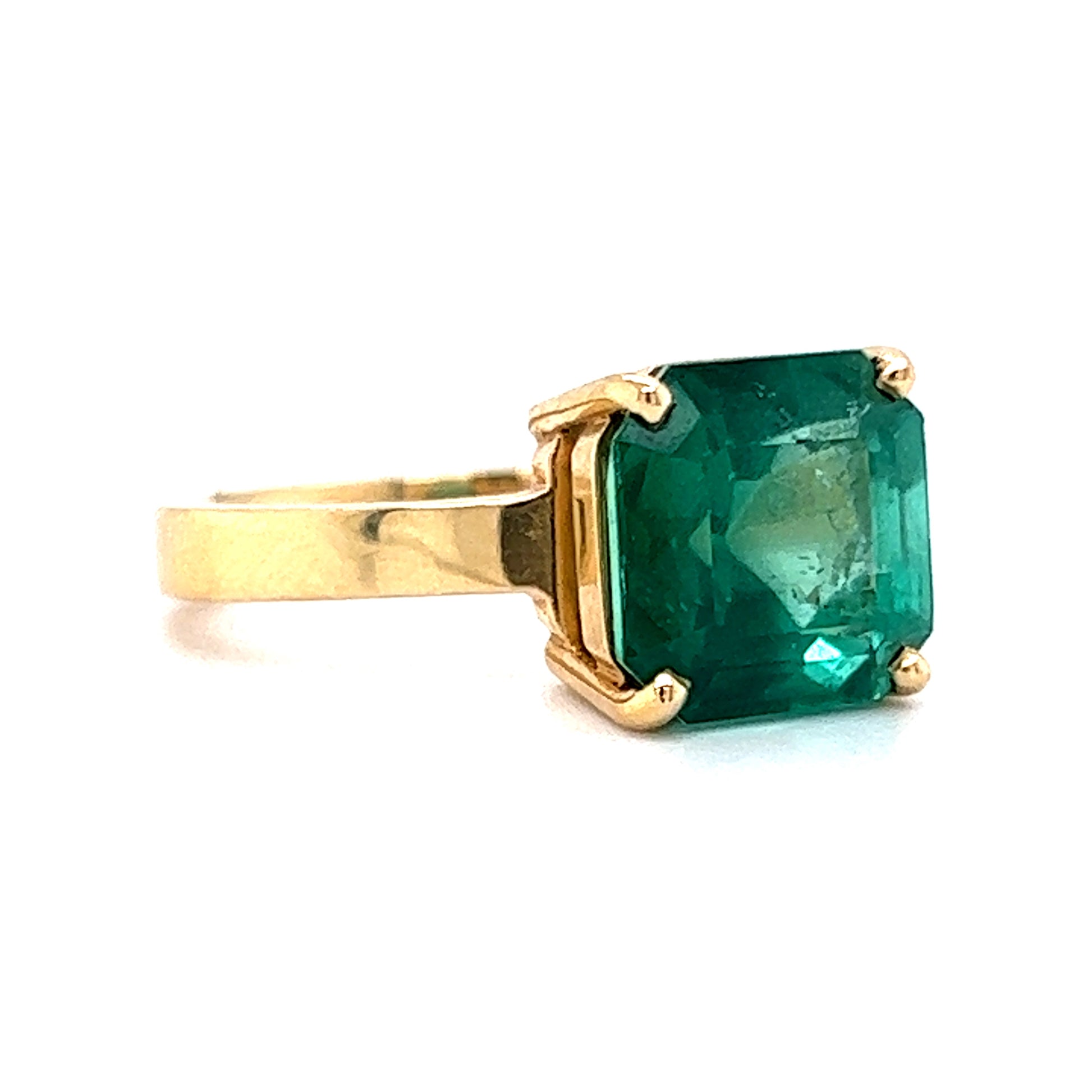 3 Carat Emerald Cocktail Ring in 18k Yellow Gold
