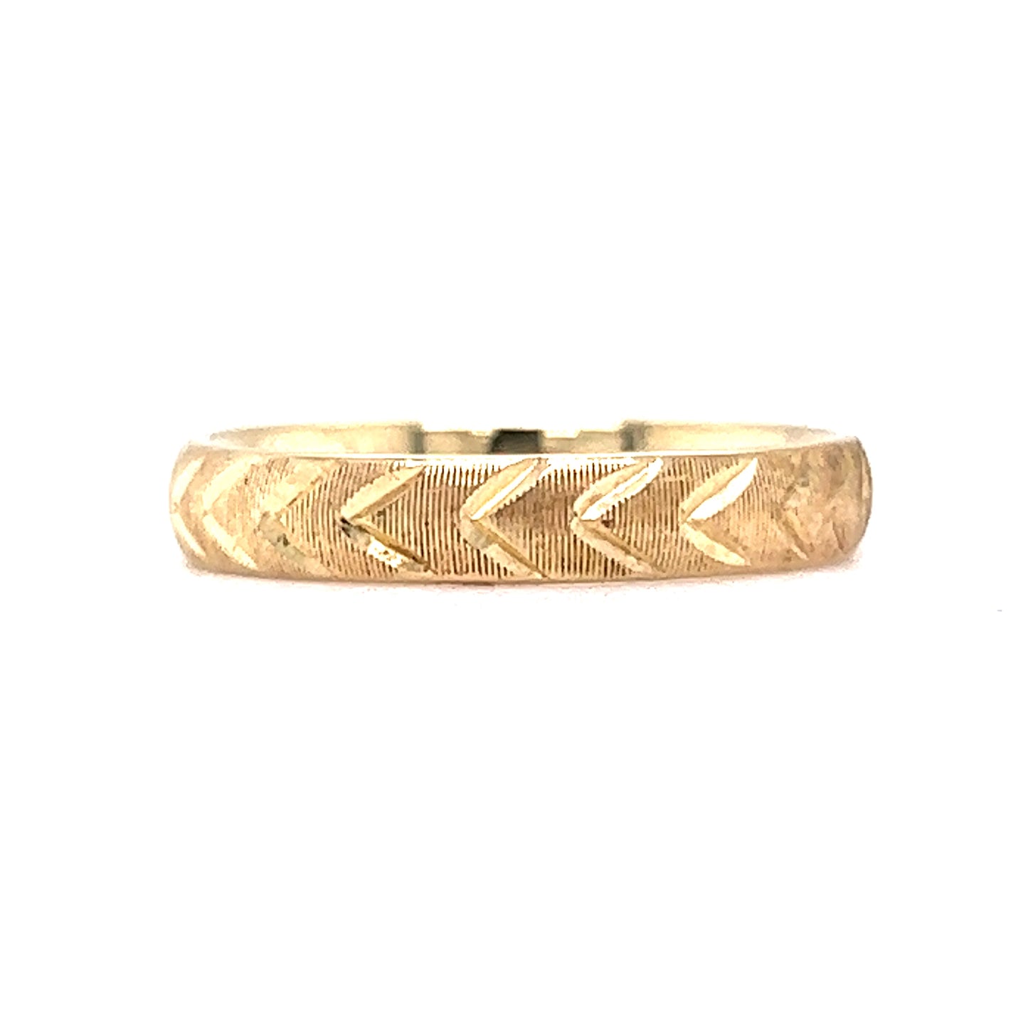 Chevron Engraved Wedding Band in 14k Yellow Gold