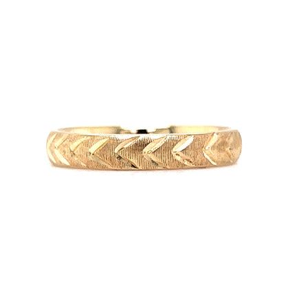 Chevron Engraved Wedding Band in 14k Yellow Gold