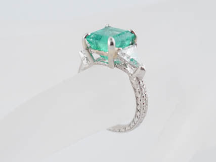 Modern Art Deco 2.90 ct Square Emerald Ring with Trilliant Diamonds in Platinum