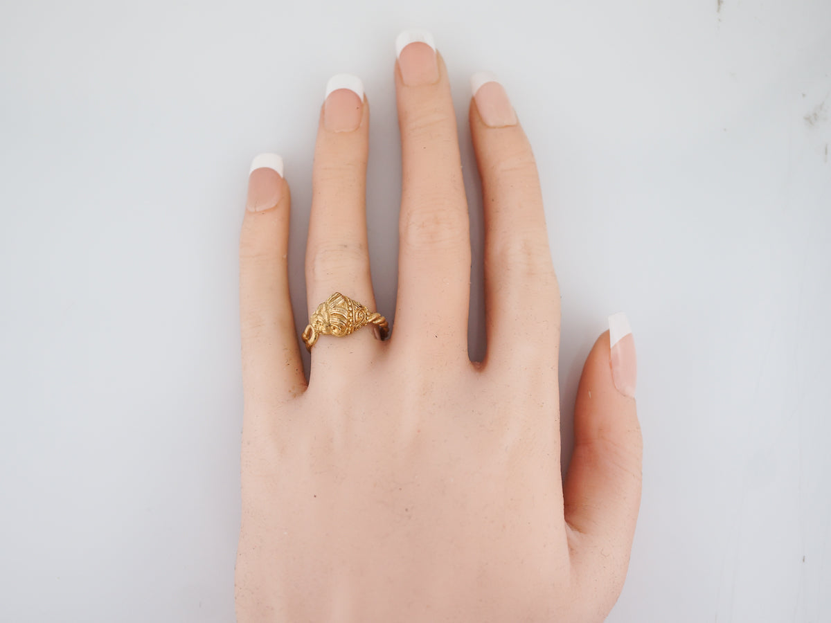 Vintage Right Hand Ring Mid-Century in 20k Yellow Gold
