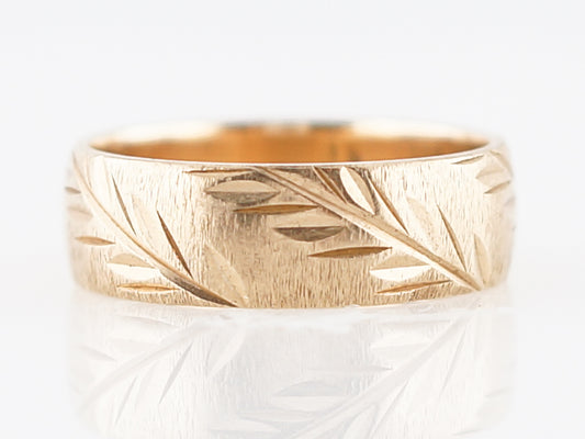 Vintage Wedding Band Retro in 14k Yellow Gold
