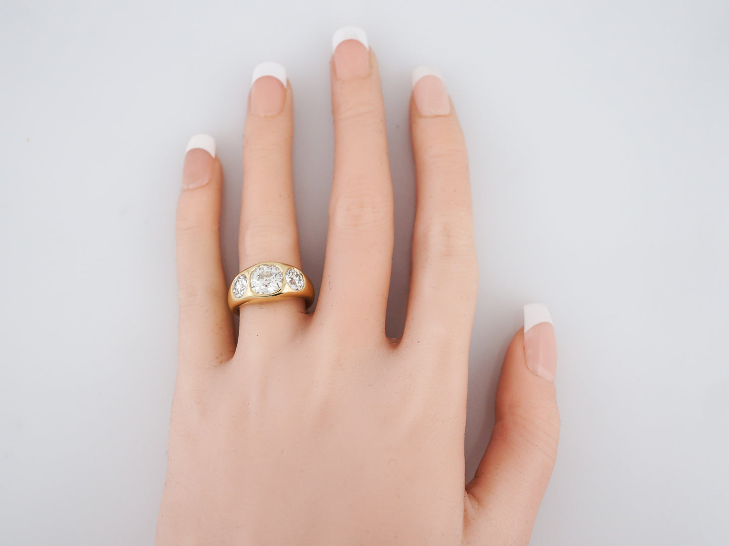 Engagement Ring Modern 3.37 Old European Cut Diamonds in 18k Yellow Gold