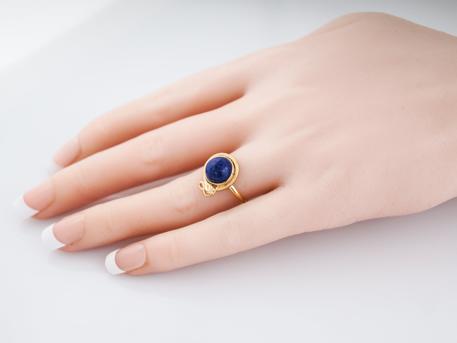 Antique Right Hand Ring Victorian 1.58 Cabochon Cut Lapis in 14k Yellow Gold