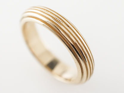 Vintage Style Men's Engraved Band in Yellow Gold