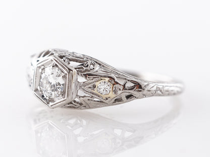 Vintage Deco Filigree Diamond Engagement Ring in Platinum
