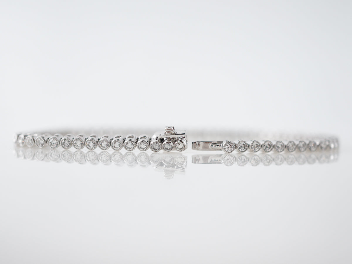 Bracelet Modern 1.91 Round Brilliant Cut Diamonds in Platinum