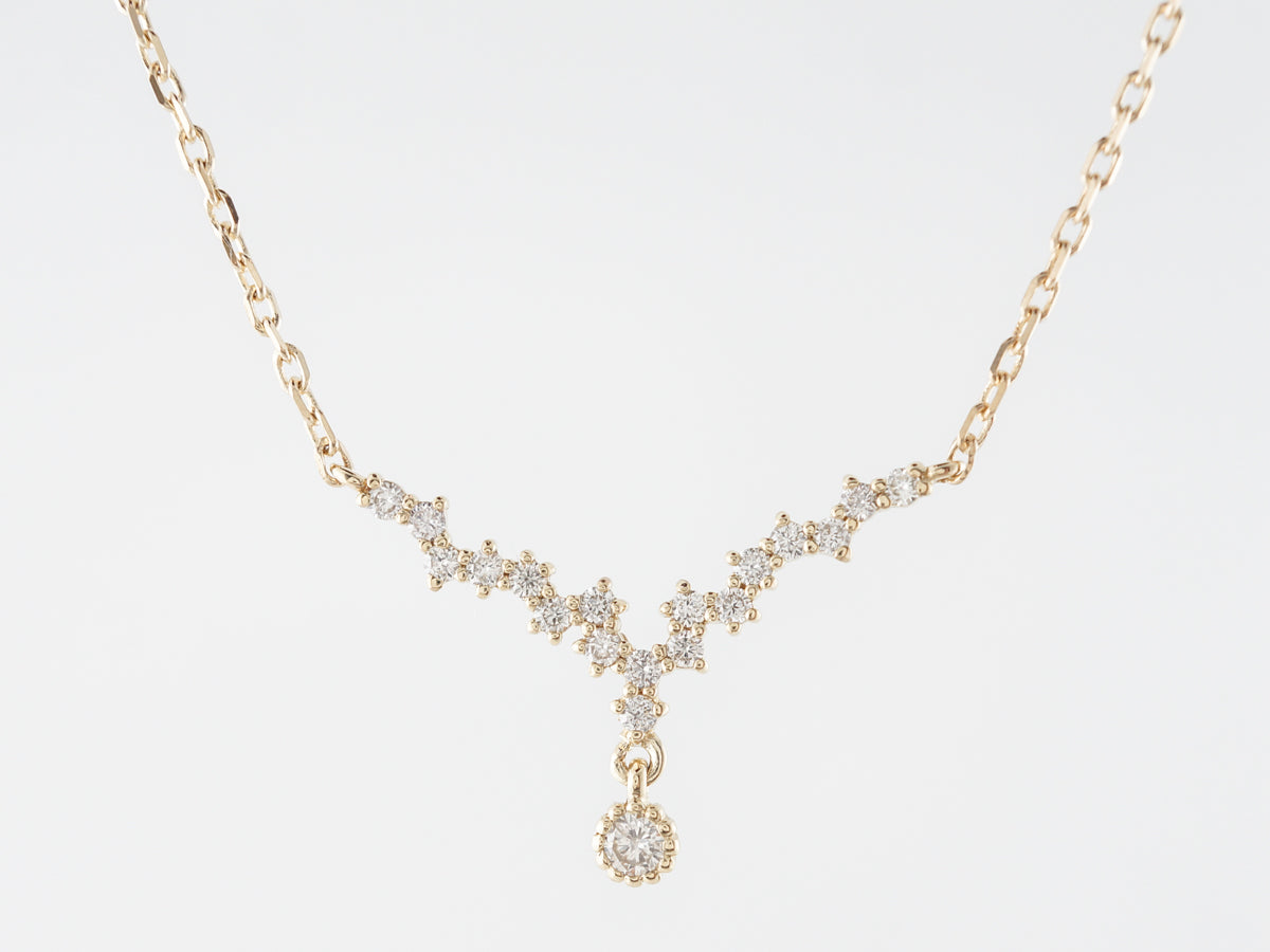 Curved Diamond Pendant Necklace in 14k Yellow Gold