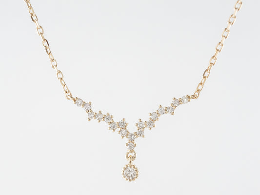 Curved Diamond Pendant Necklace in 14k Yellow Gold