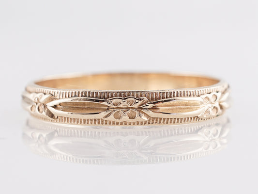 Art Deco Engraved Wedding Band in 14K Yellow Gold