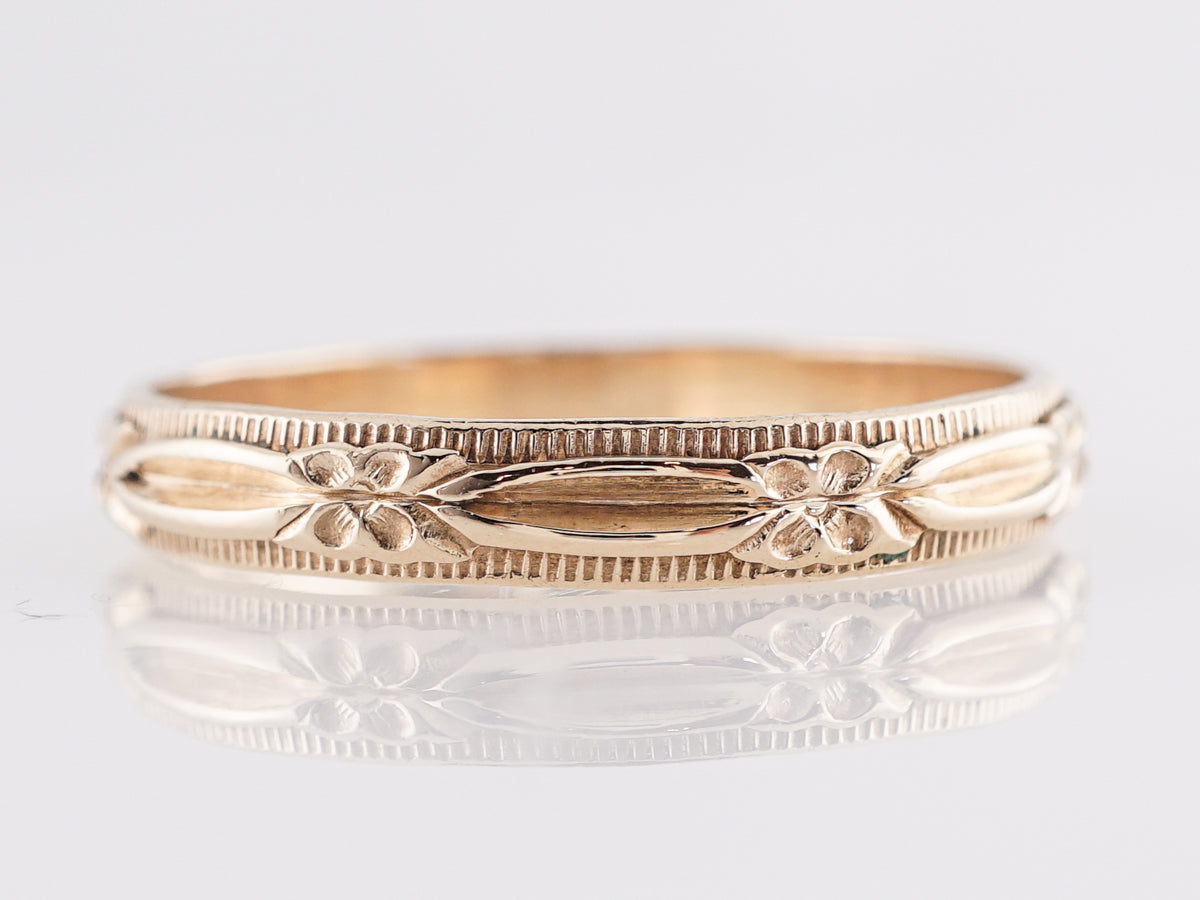 Art Deco Engraved Wedding Band in 14K Yellow Gold