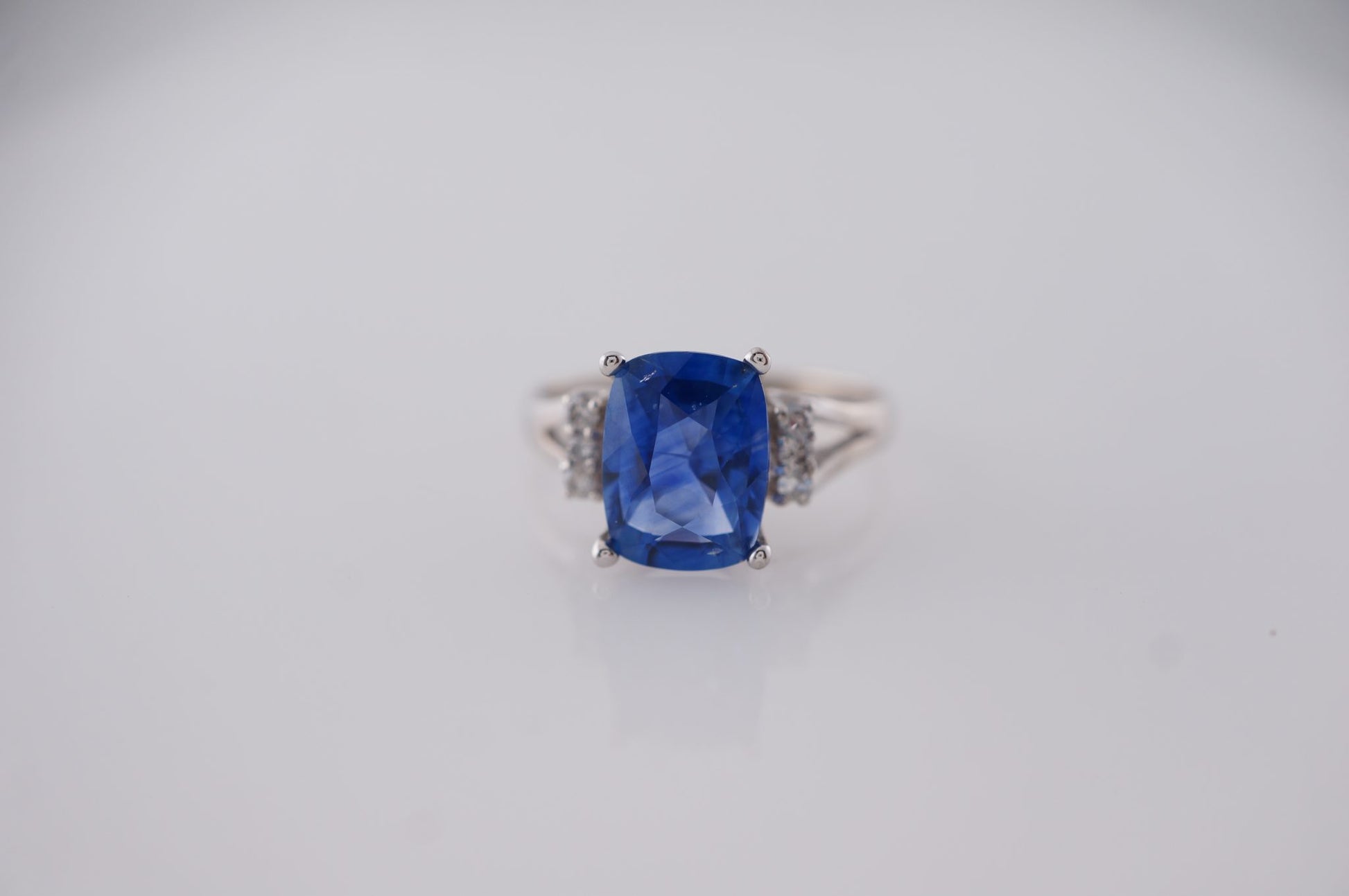 Vintage Engagement Ring Mid-Century 3.32 Oval Cut Sapphire in 14k White Gold