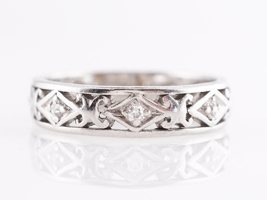 Art Deco Diamond Wedding Band in Platinum