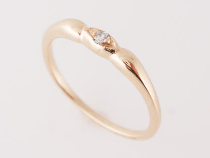 Solitaire Diamond Right Hand Ring in Yellow Gold