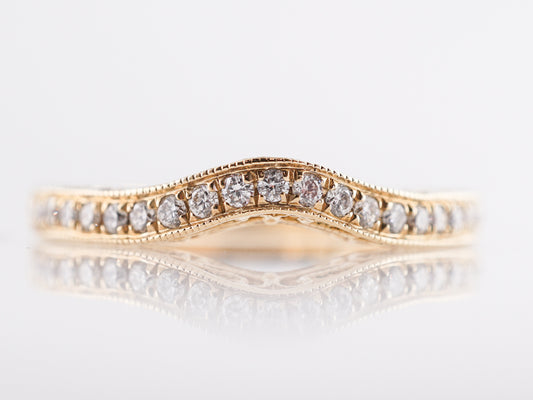 .17 Curved Filigree Diamond Wedding Band in 14k Yellow Gold