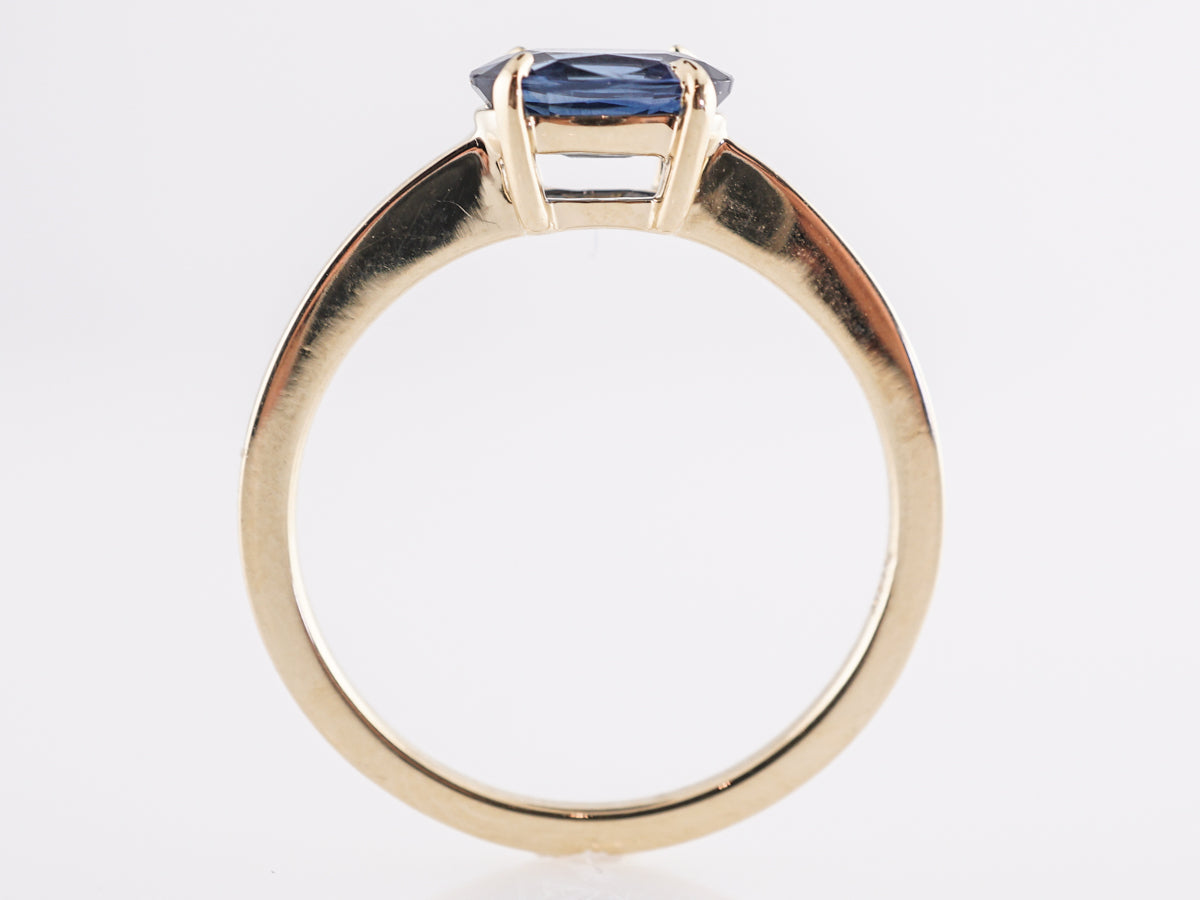 Ceylon Oval Blue Sapphire Box Stack 18K White Gold Ring – Elizabeth  Jewellers