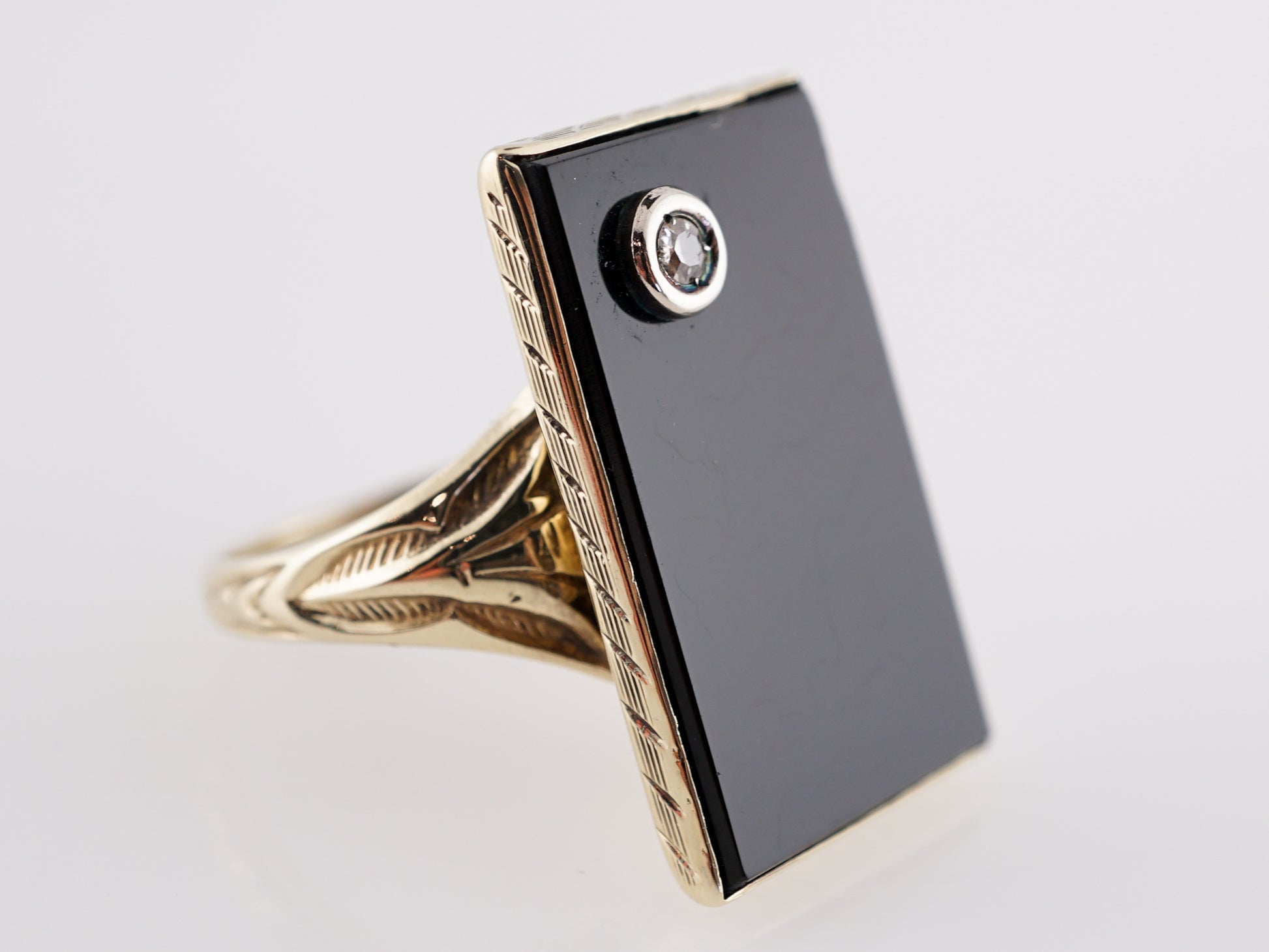 .03 Art Deco Onyx & Diamond Ring in 14k Yellow Gold