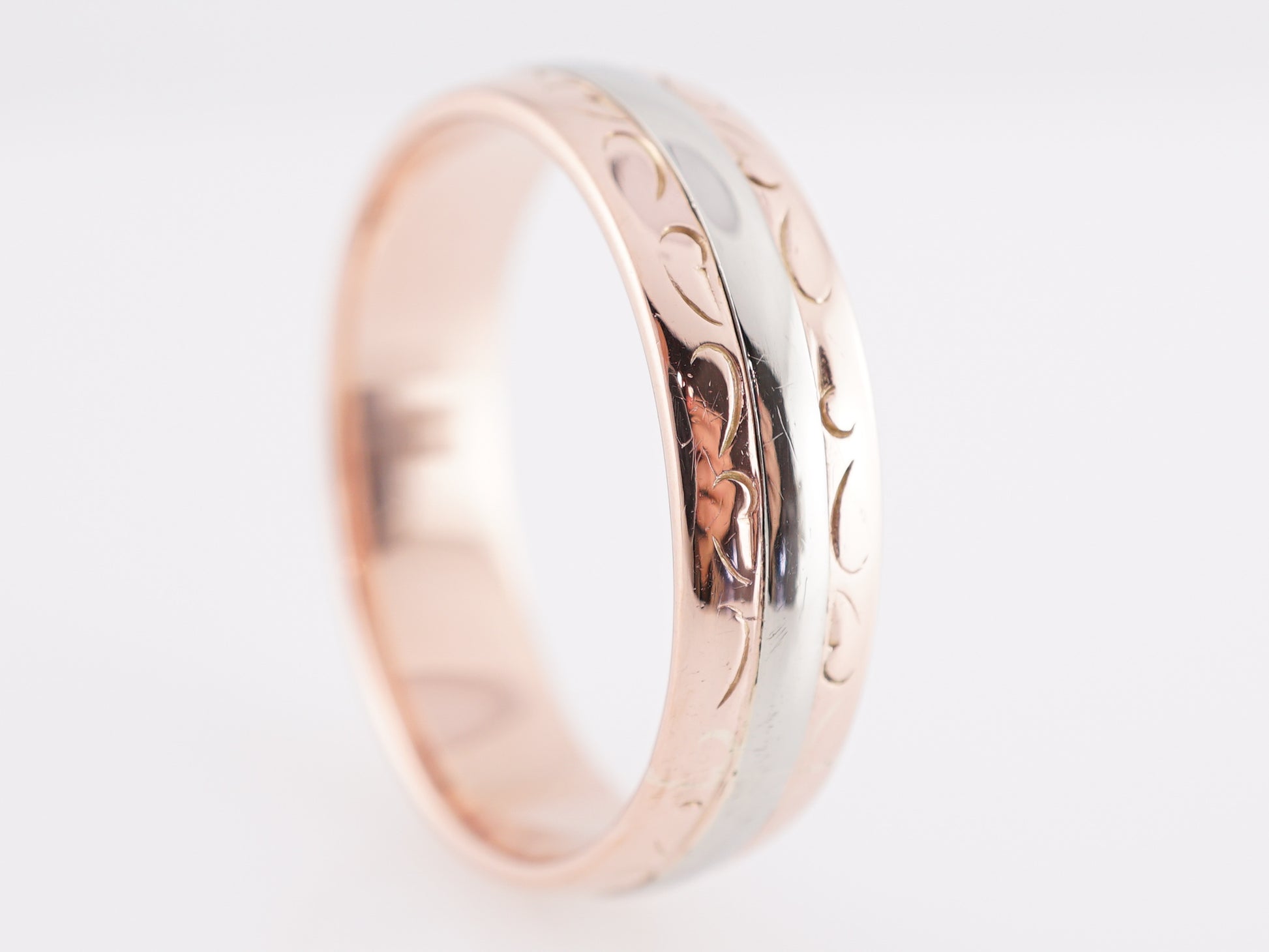 Mid-Century Two-Tone Wedding Band in 14k Yellow Gold
