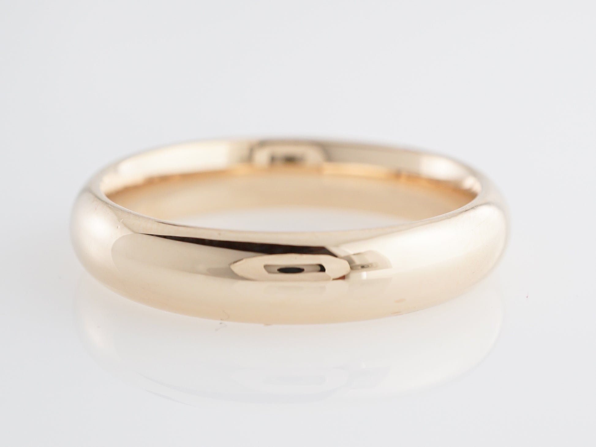 5mm Comfort Fit Wedding Band in 14k Yellow Gold