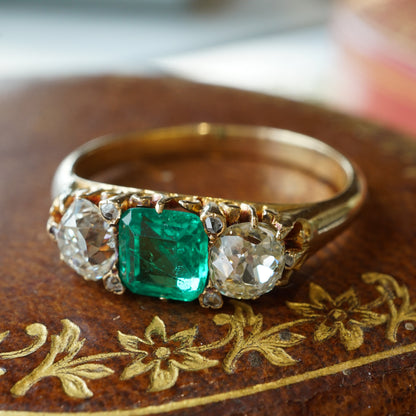 Victorian Emerald and Diamond Ring in 14k Yellow Gold