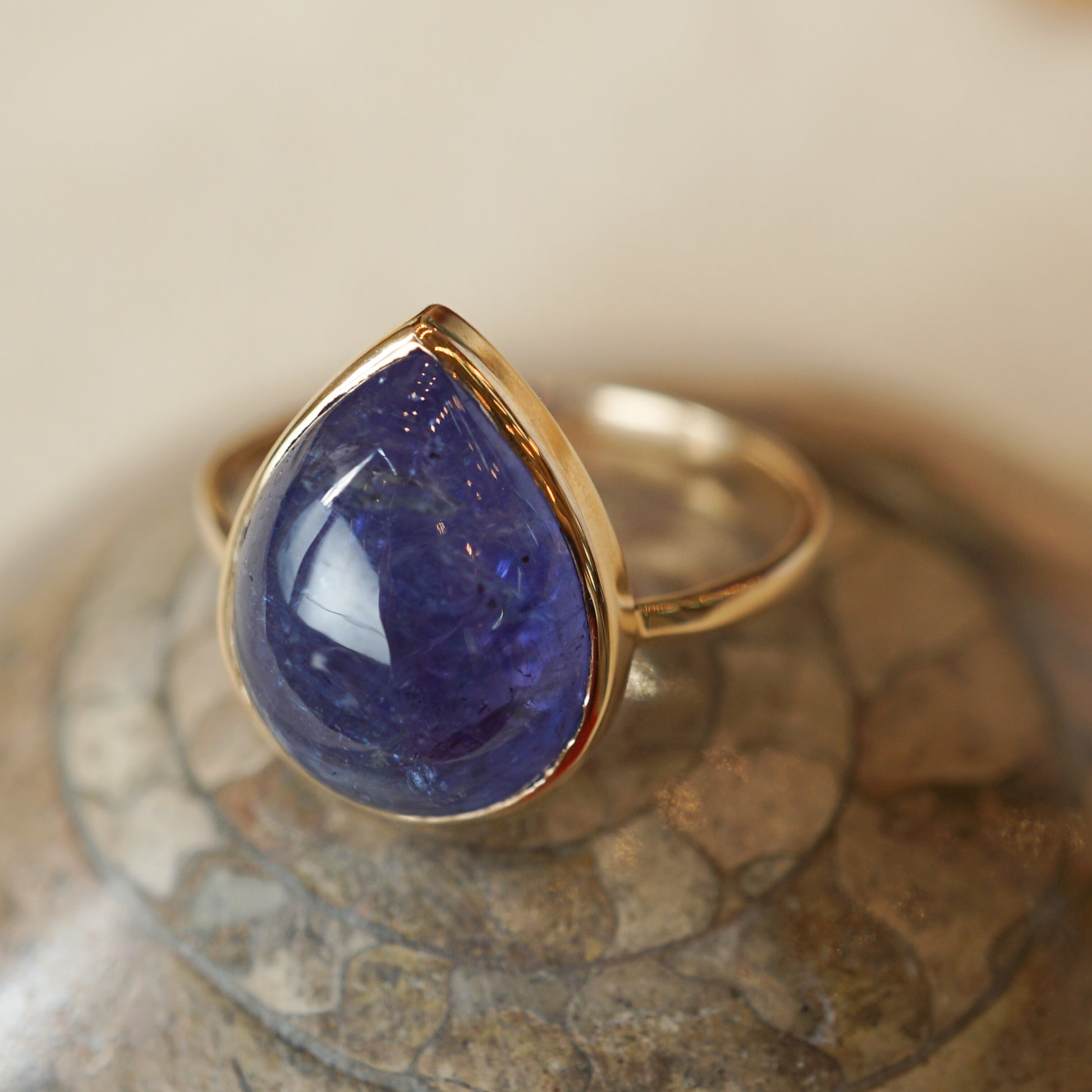 Bezel Set Tanzanite Ring in 14k Yellow Gold – Filigree Jewelers