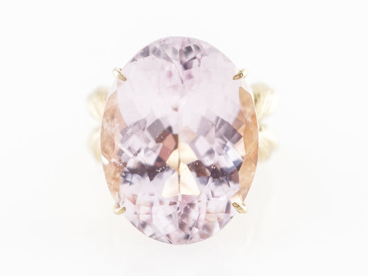 Vintage 20 Carat Kunzite Cocktail Ring in 18k Yellow Gold