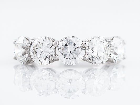 Right Hand Ring Modern 3.54 GIA Round Brilliant Cut Diamond in 18K White Gold