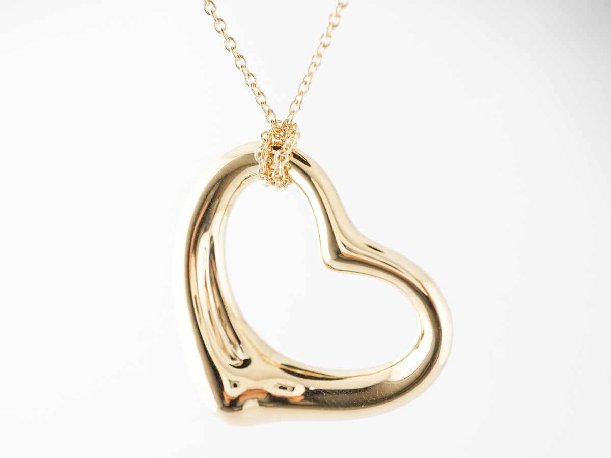 Elsa Peretti Heart Necklace Tiffany & Co. in 18k Yellow Gold