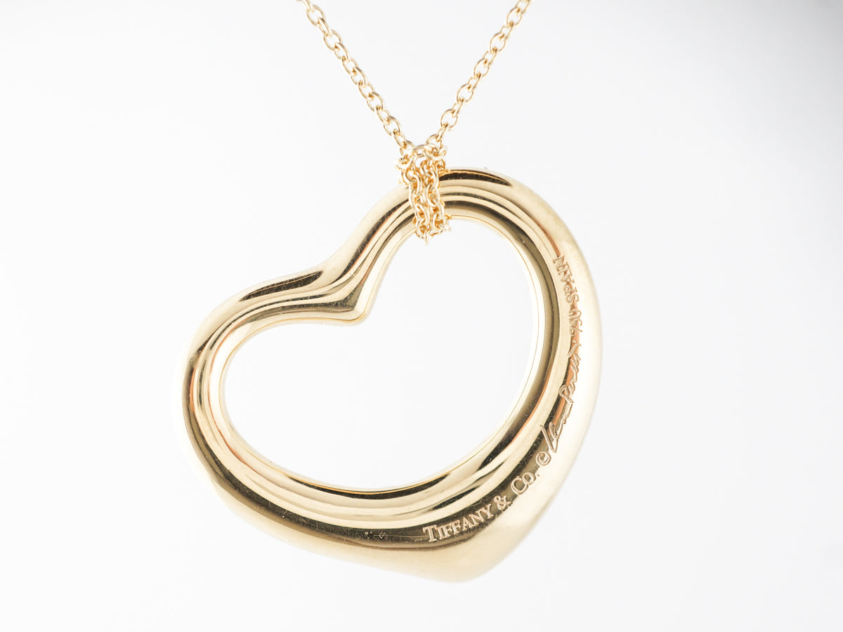 Elsa Peretti Heart Necklace Tiffany & Co. in 18k Yellow Gold