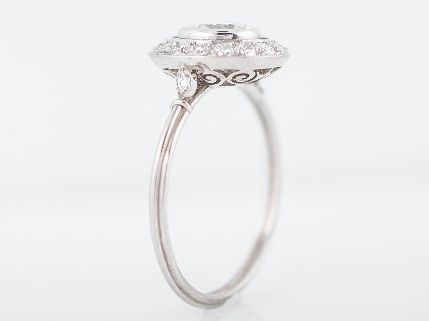 Engagement Ring Modern .82 Round Brilliant Cut Diamond in Platinum