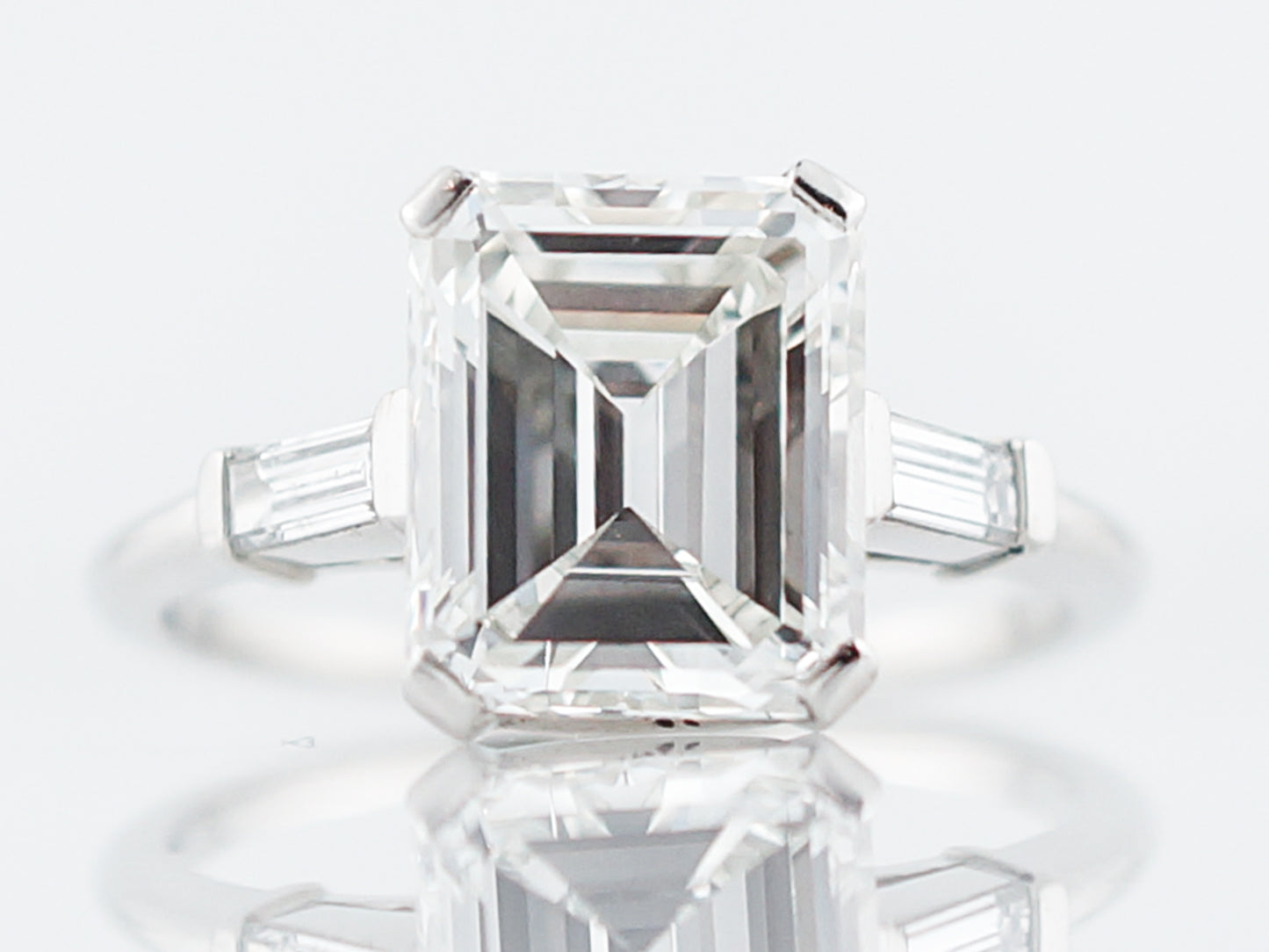 Engagement Ring Modern 3.00 Emerald Cut Diamond in Platinum