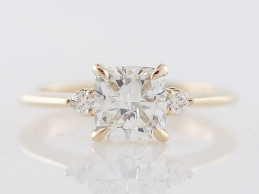 1 Carat Cushion Cut Diamond Engagement Ring in Yellow Gold