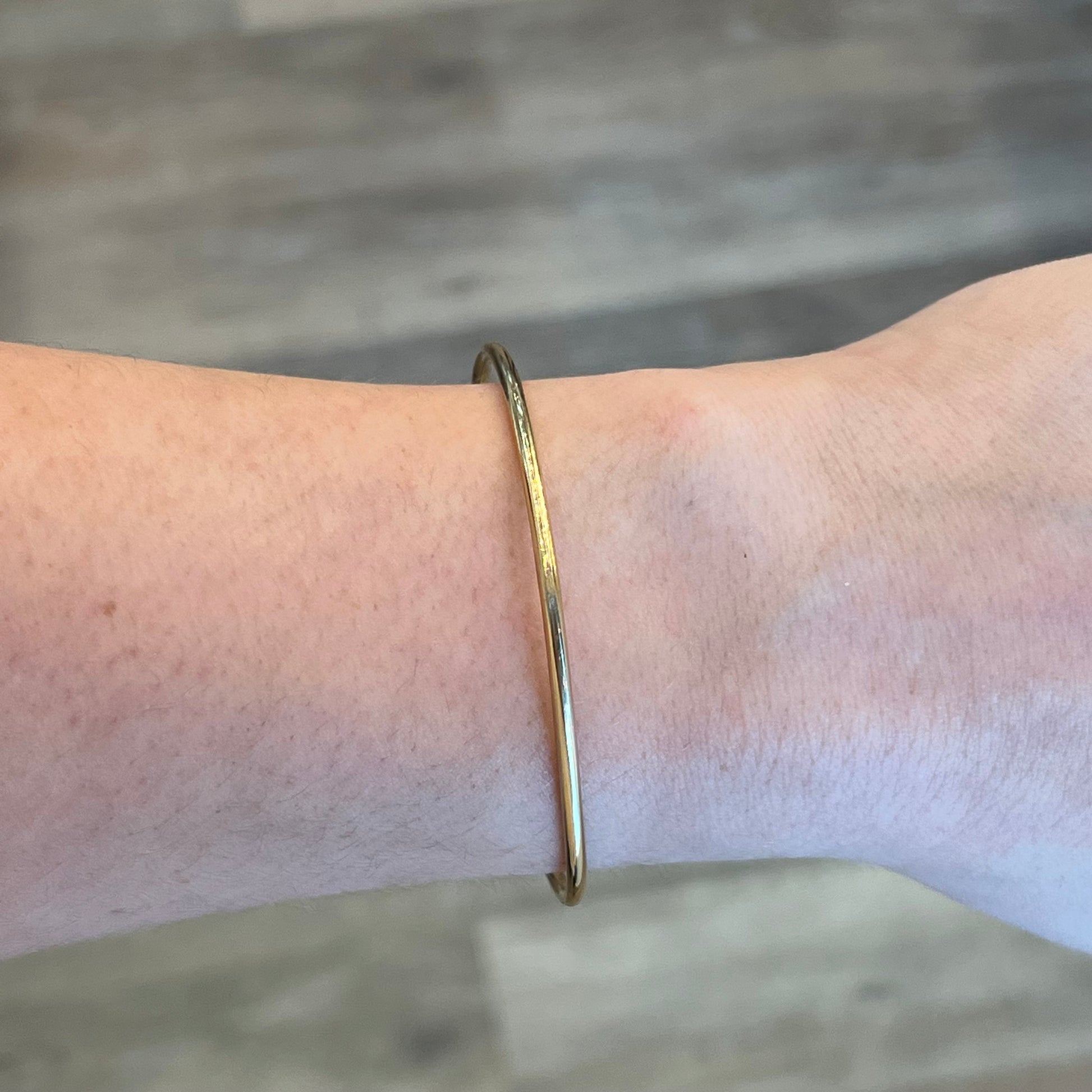 2mm Classic Bangle Bracelet in 14k Yellow Gold