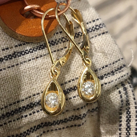 Modern Dangle Drop Earrings .24 Round Brilliant Cut Diamond in 14k Yellow Gold