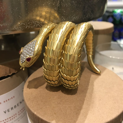 Snake Bracelet Modern 1.22 Round Brilliant Cut Diamonds in 18K Yellow Gold