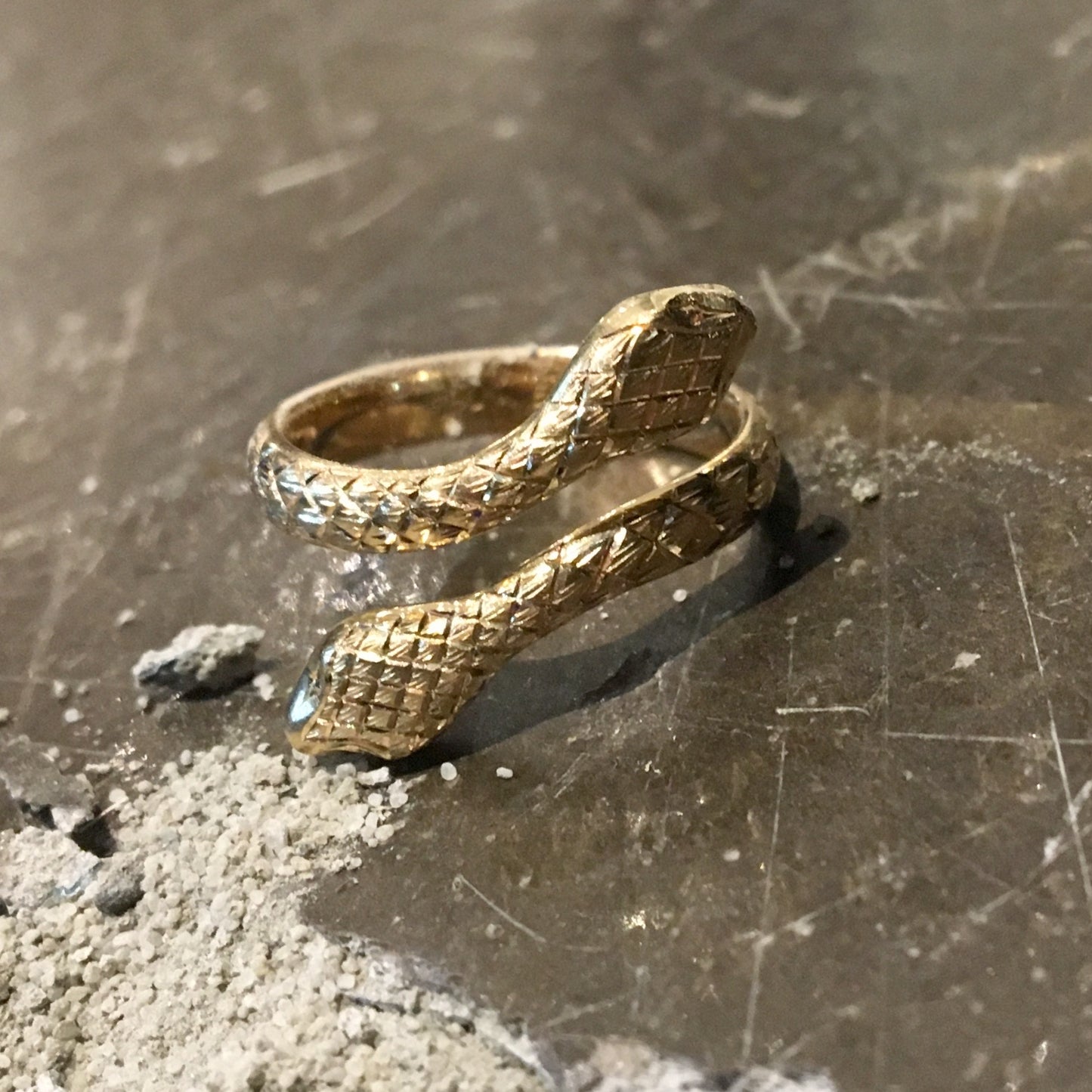 Snake Right Hand Ring Modern in 18k Yellow Gold