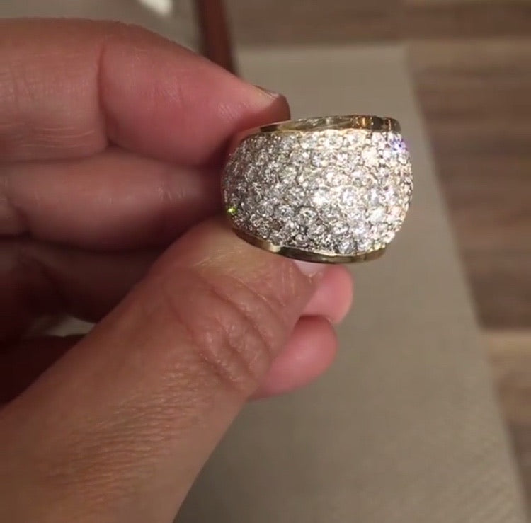 Right Hand Ring Modern 3.24 Round Brilliant Cut Diamond in 14k Yellow Gold