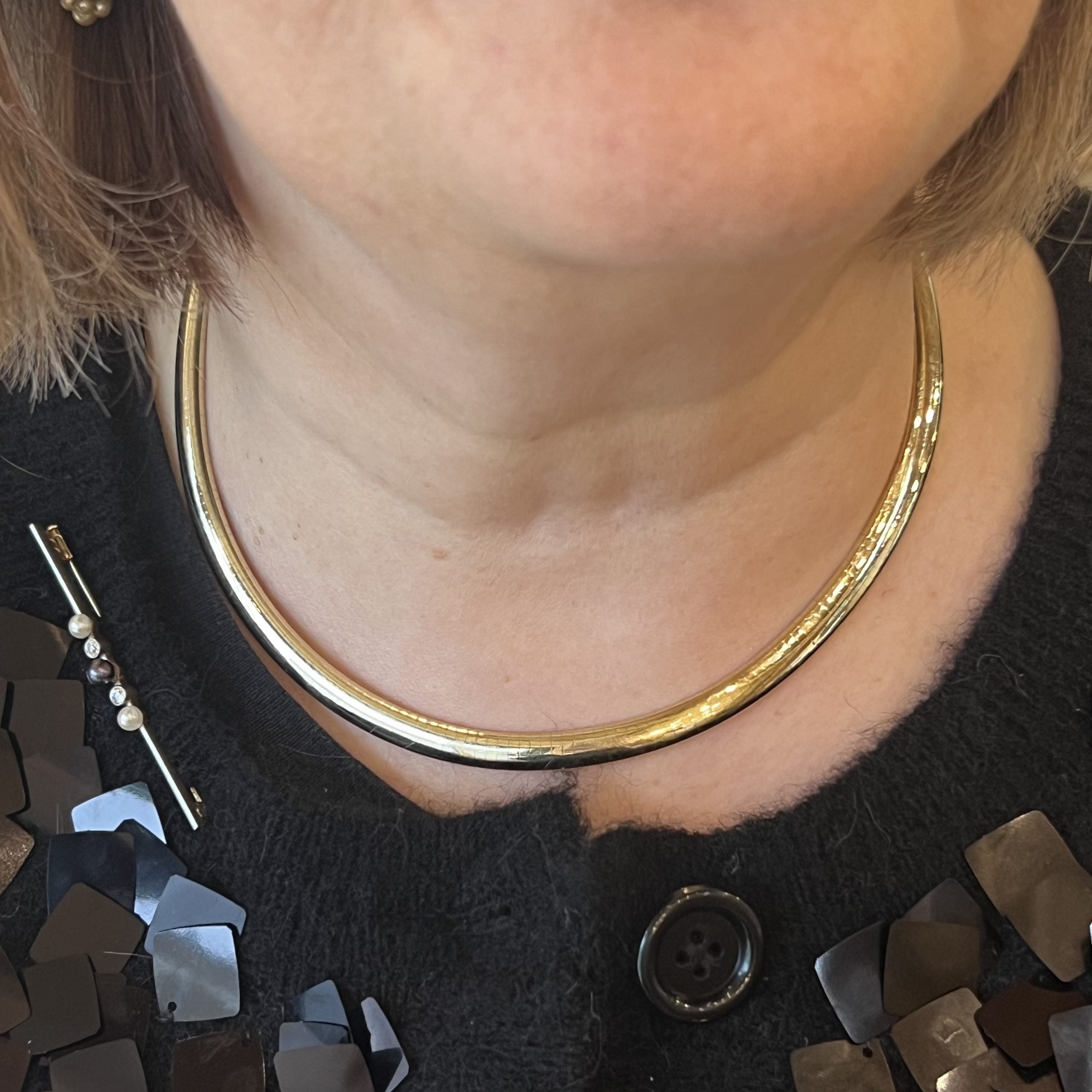 18K Gold Omega Necklace – Liv Oliver