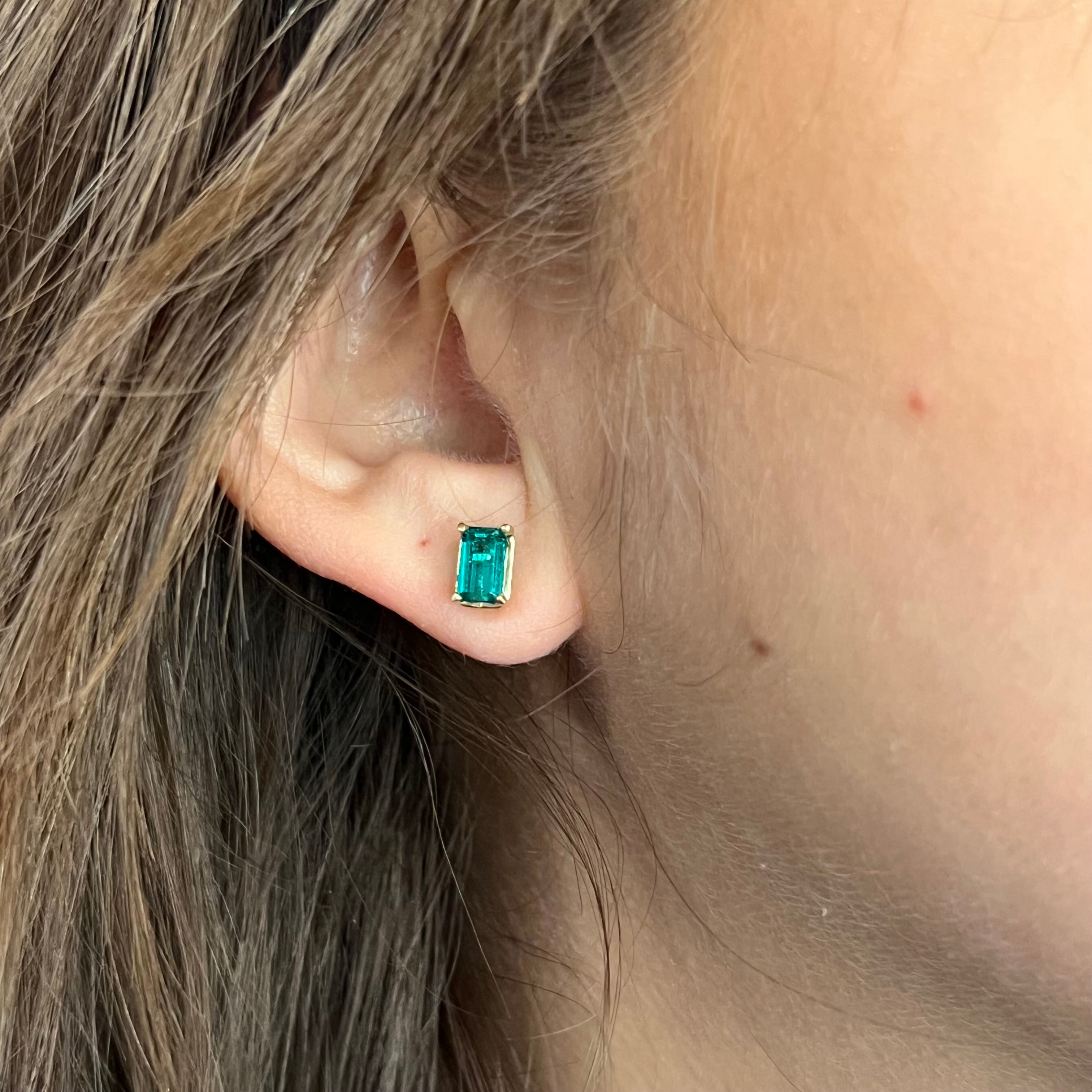 Classic Emerald Stud Earrings in 14k Yellow Gold Filigree Jewelers