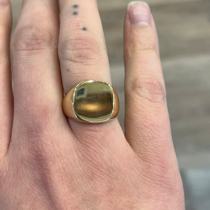 Unisex Mid-Century Signet Ring in 10k Yellow Gold