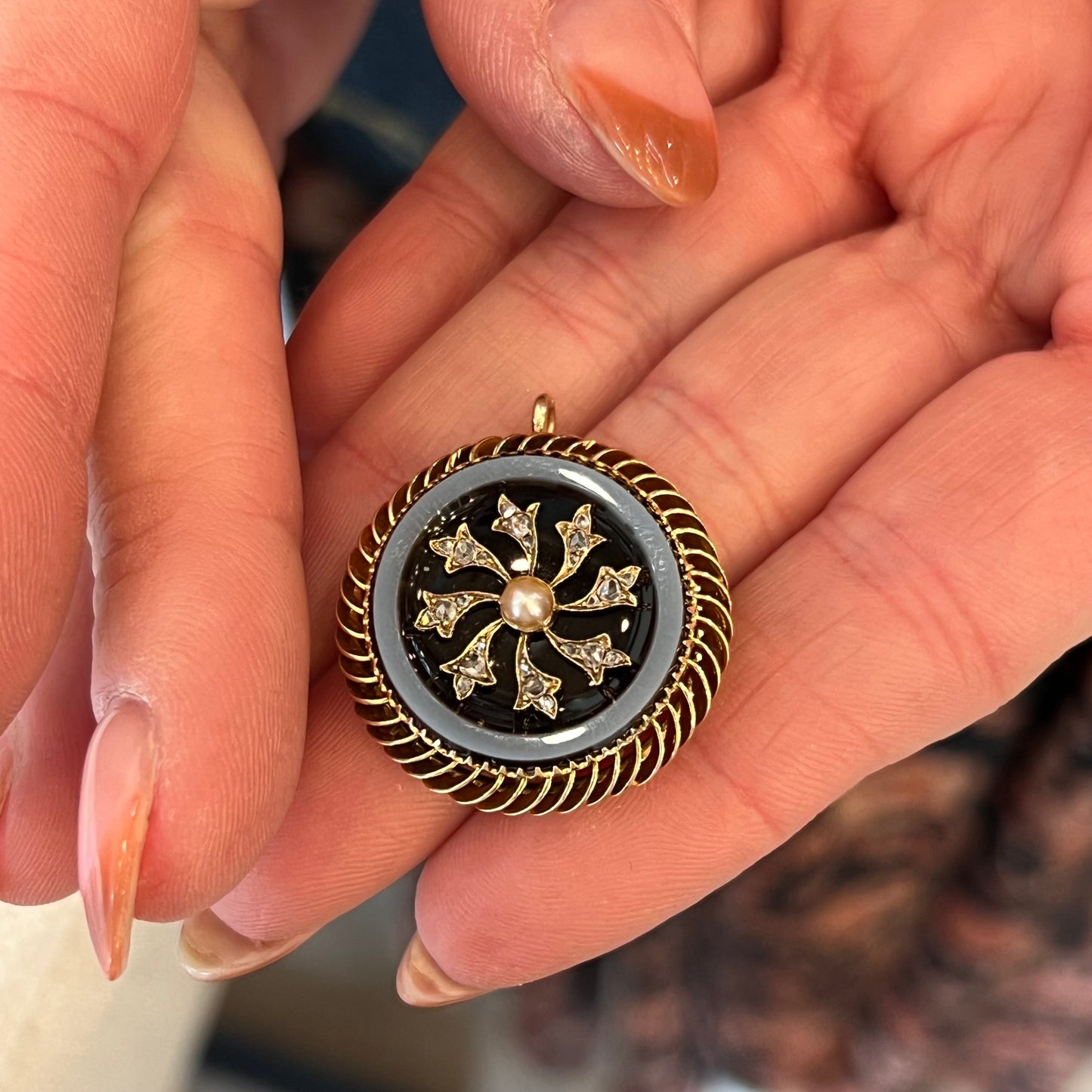 Victorian Diamond Enamel Pendant in 18k Yellow Gold