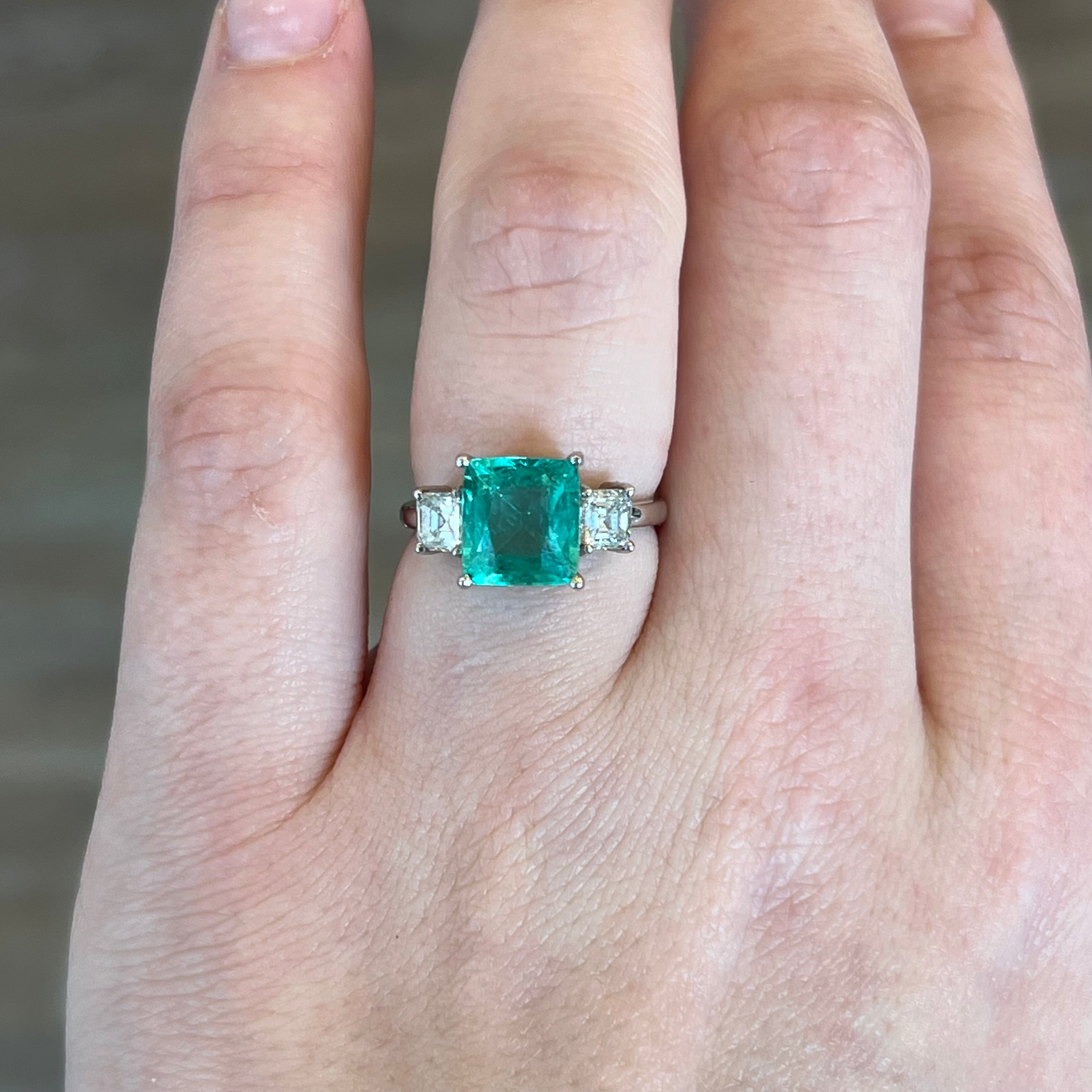 Colombian Emerald Cocktail Ring in 18k White Gold - Filigree Jewelers