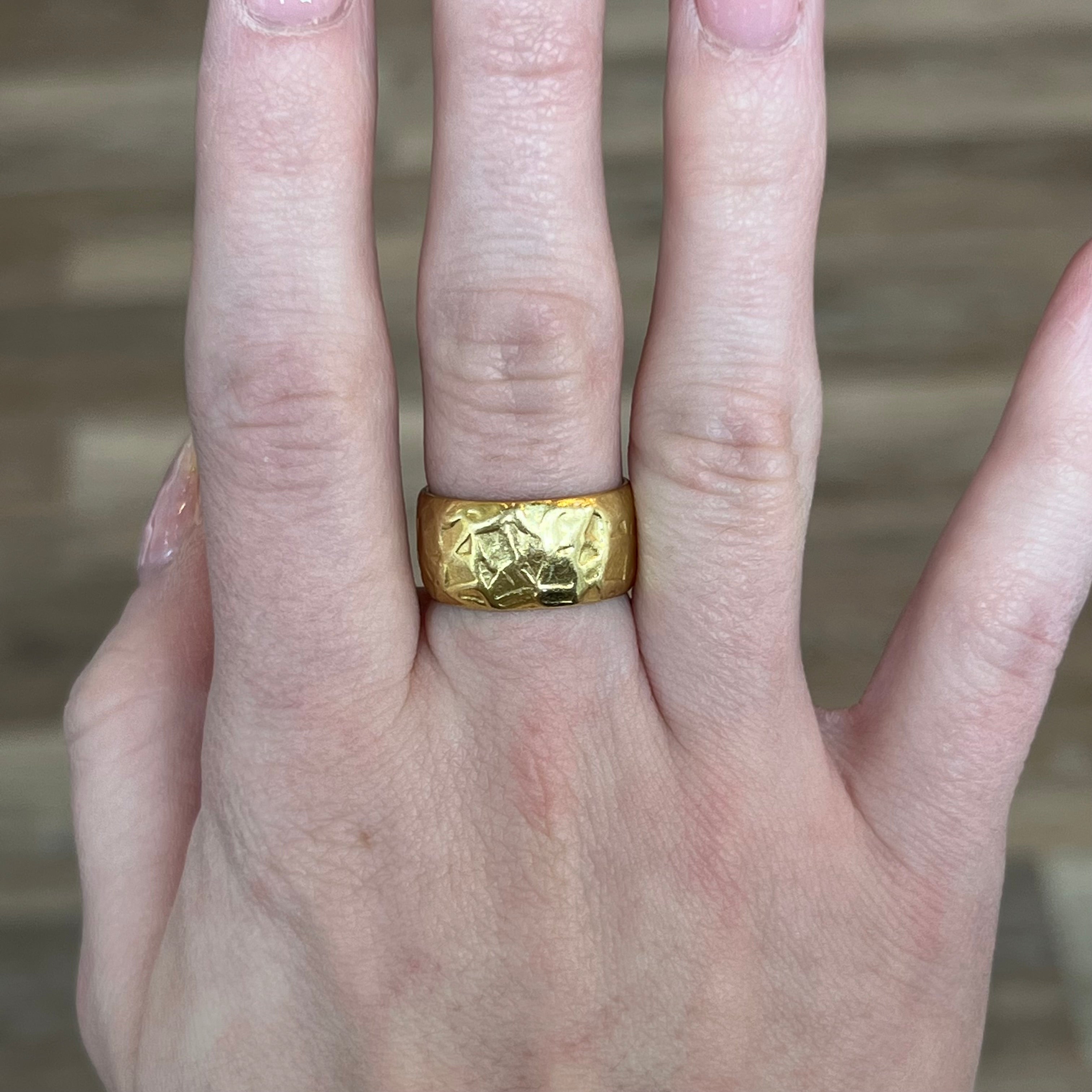 10mm Textured Band in 18k Yellow Gold Filigree Jewelers