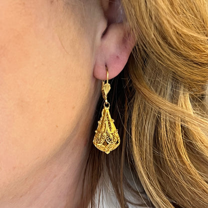 Intricate Filigree Mid-Century Drop Earrings in 14k Yellow Gold