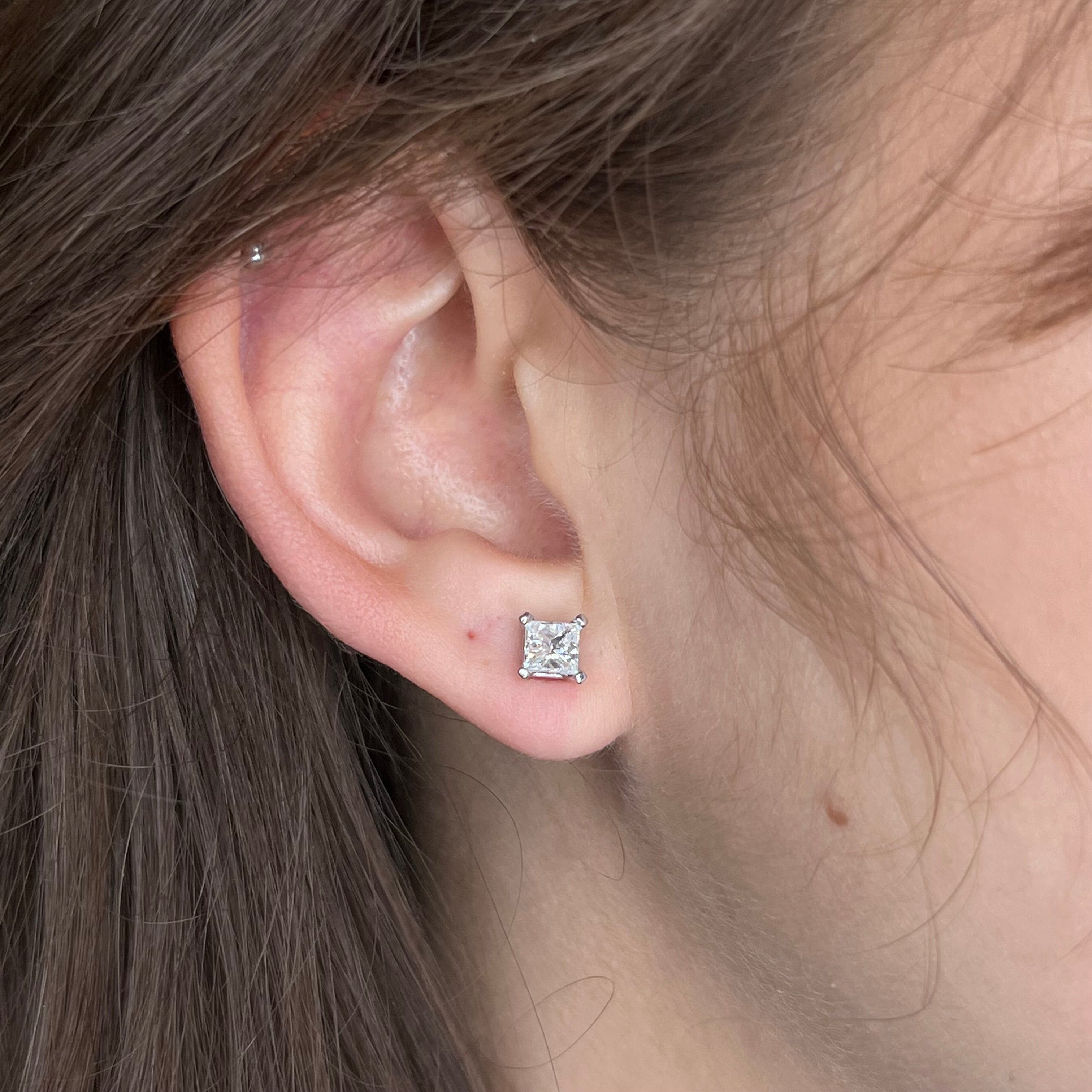 What is an Ideal Size for Diamond Stud Earrings | Alexis Jae Jewelry