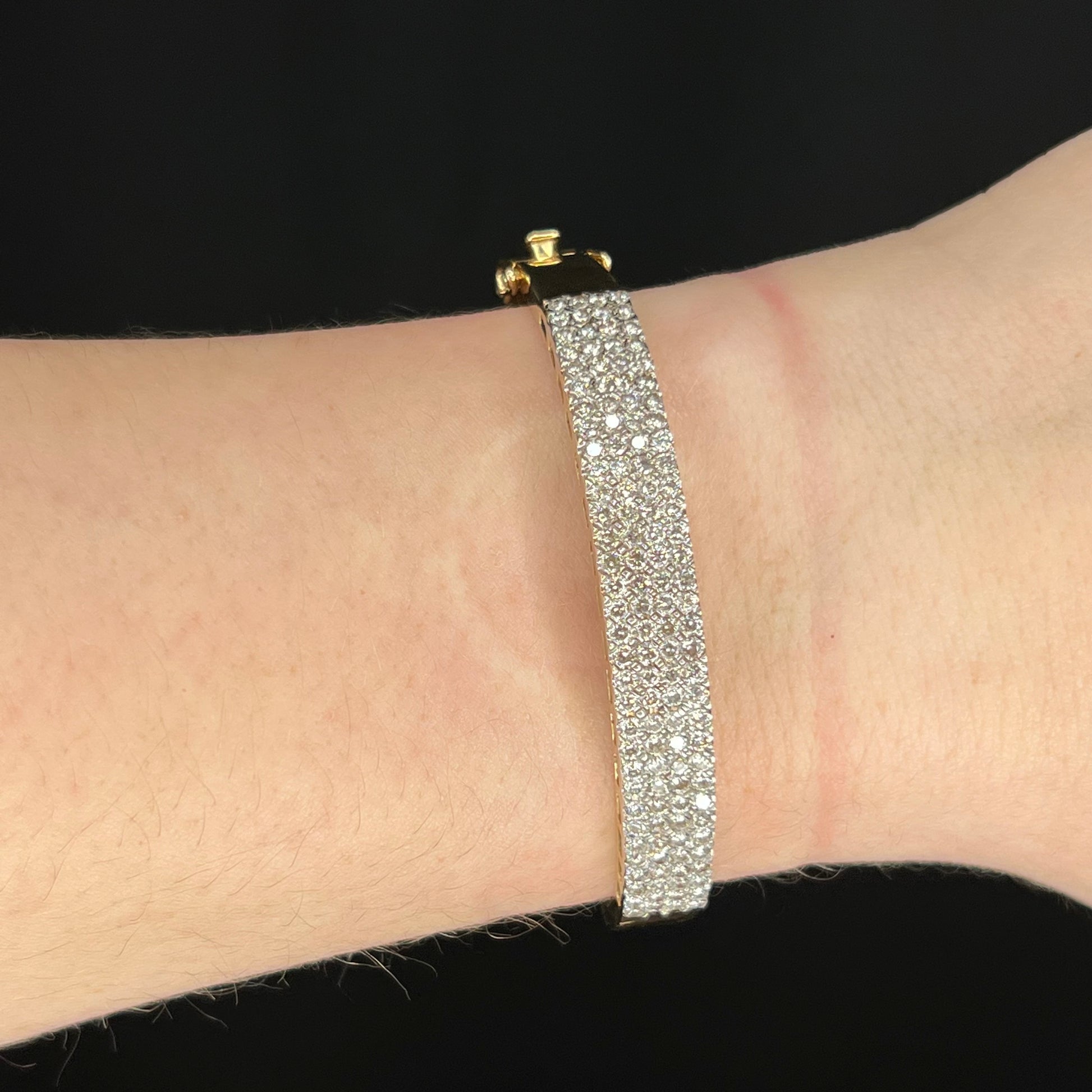 Pavé diamond bangle bracelet Clearance